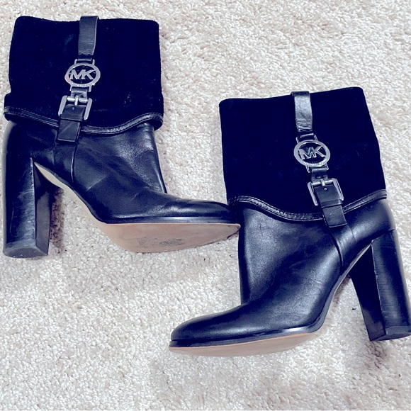 Michael Kors Suede Leather Fold Over Block Heel Boots Size 5.5 - Picture 2 of 7